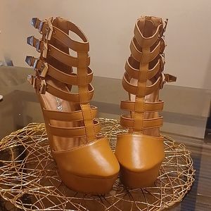 Nature Breeze-Camel Color Platform Style shoe Sizes: 6.5,7,8,8.5,9&10